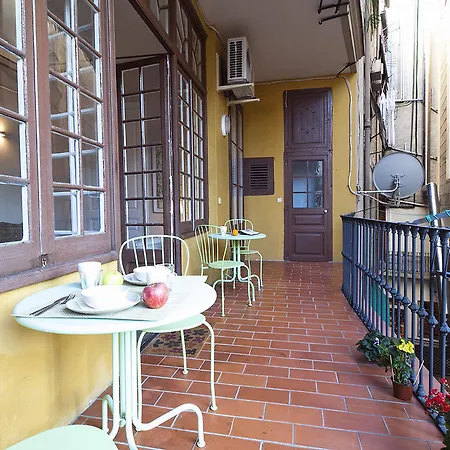 Bed & Breakfast Plaza Catalunya 3*